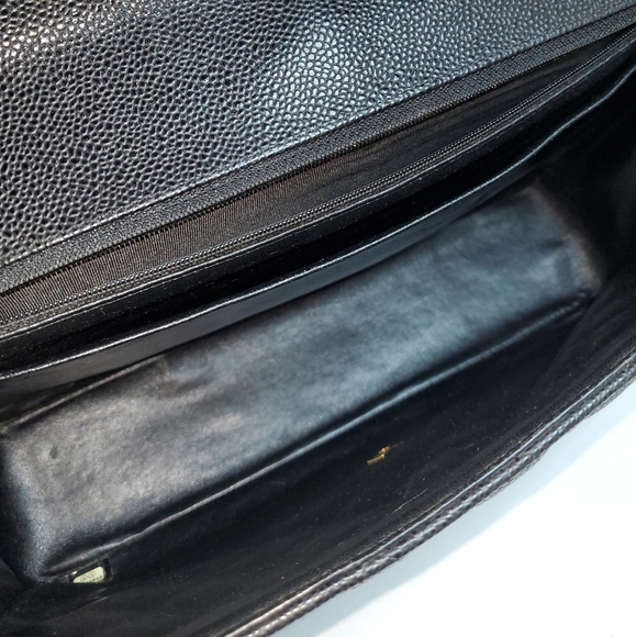 Chanel Maxi Single Flap Caviar Ghw - Picture 11 of 12